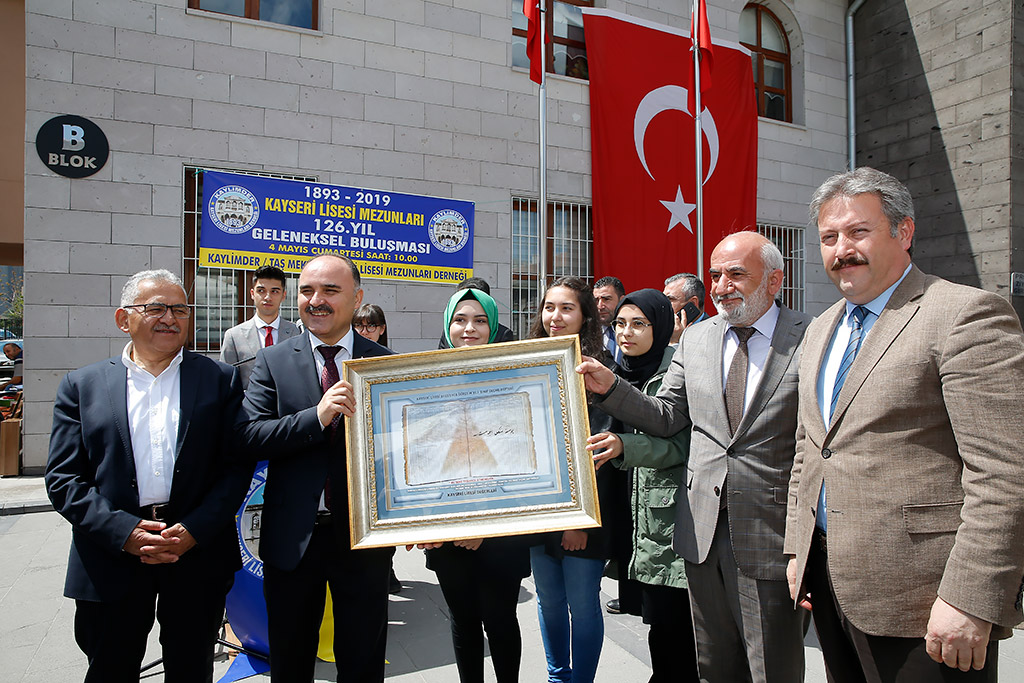 04.05.2019 - Başkan Büyükkılıç, Taş Mektep 1893-2019 Kayseri Lisesi Mezunları 126.Yıl Geleneksel Buluşmasına Katıldı