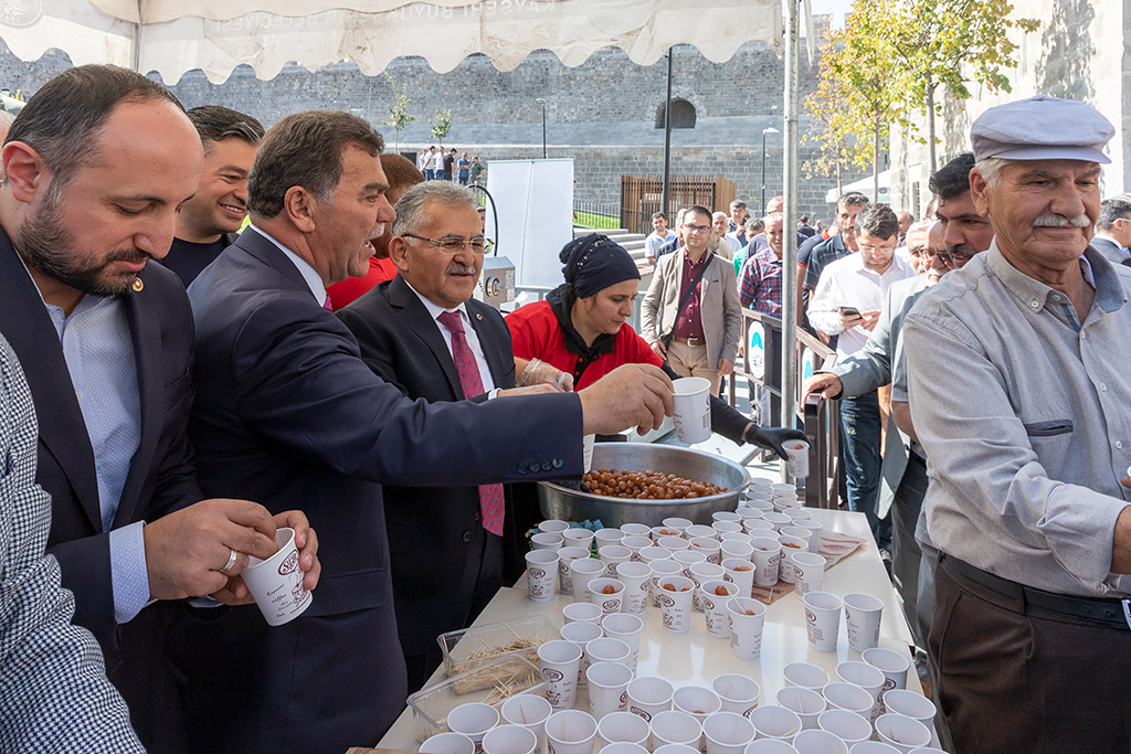 04.10. 2019 - Başkan Büyükkılıç Cuma Namazını Kale İçi Sultan Mehmet Camiinde Kıldı