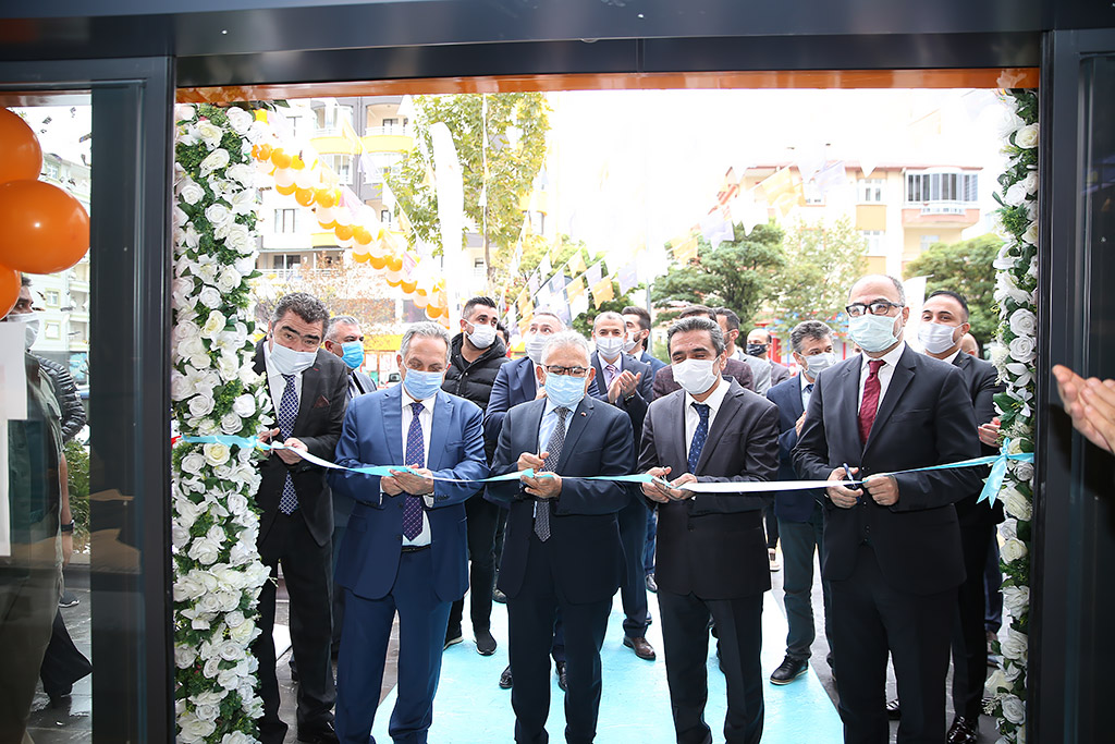 04.11.2020 - Başkan Memduh Büyükkılıç Talas Mondi Mağazası Açılışı