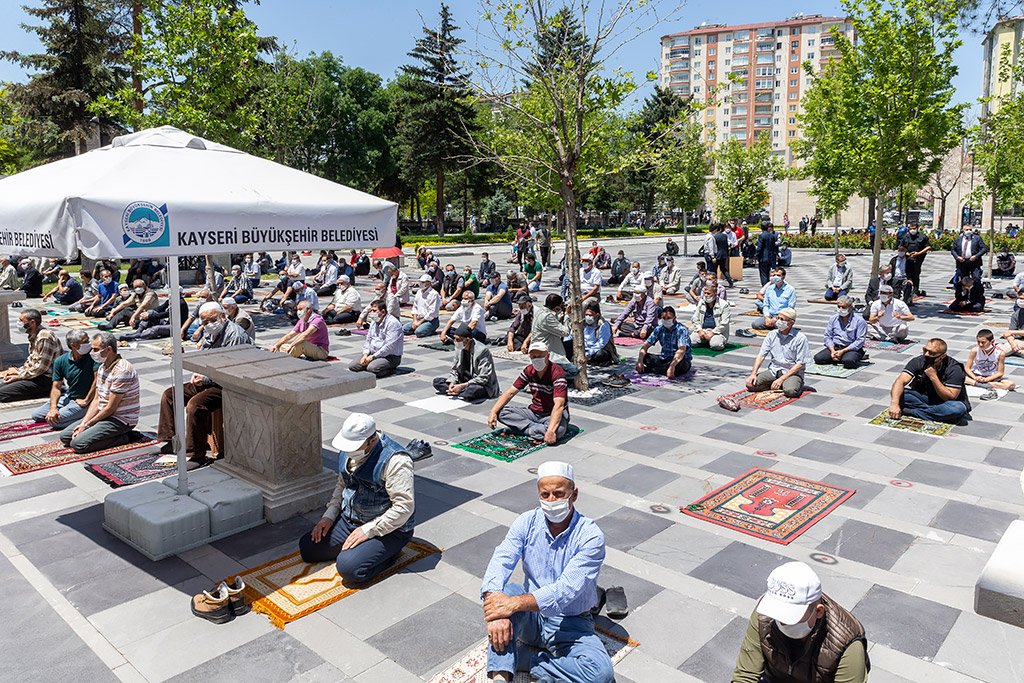 05.06.2020 - Hulusi Akar Camii Cuma Namazı