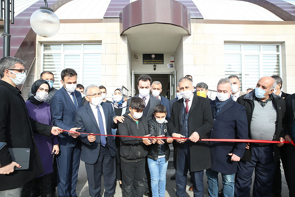 06.01.2021 - Başkan Memduh Büyükkılıç Sarız Merkez Kütüphanesini Açtı