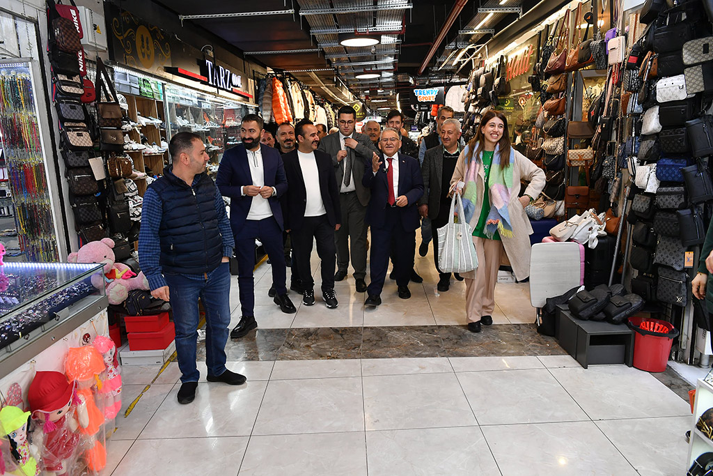 06.03.2025 başkan büyükkılıç cumhuriyet meydanı ve yeraltı çarşısı ziyaret