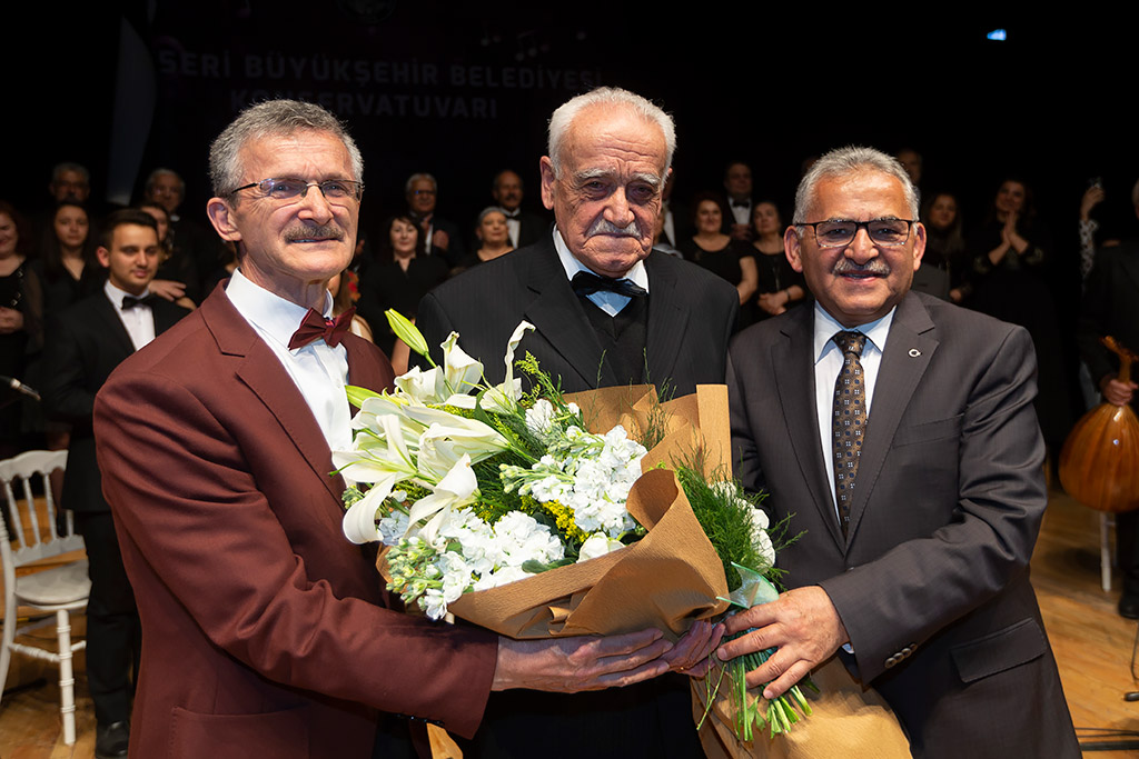 06.04.2019 - Başkan Büyükkılıç, Konservatuar Kent Korosunu İzledi