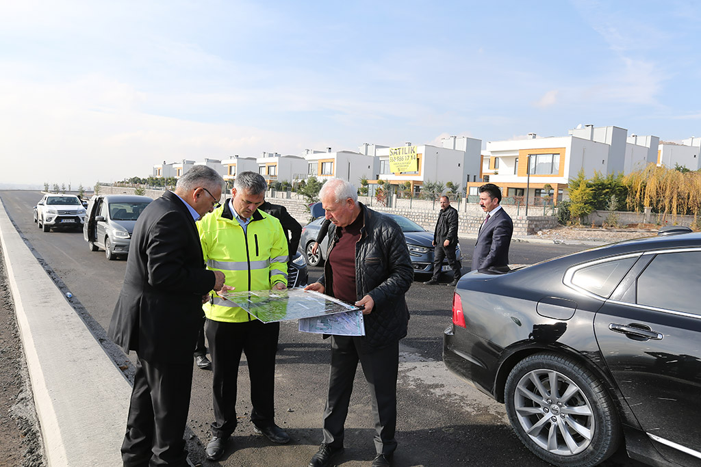 07.12.2023 - Başkan Büyükkılıç Nuh Naci Yazgan Üni Erkilet Ertuğrul Gazi Mahallesi Arası Yeni Yol Çalışmaları İnceleme