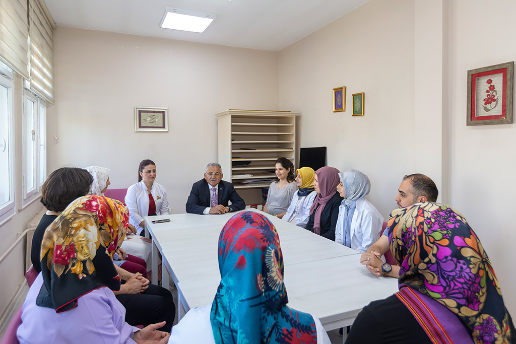 08.07.2019 - Başkan Büyükkılıç Kaymek Göznurunu Ziyaret Etti