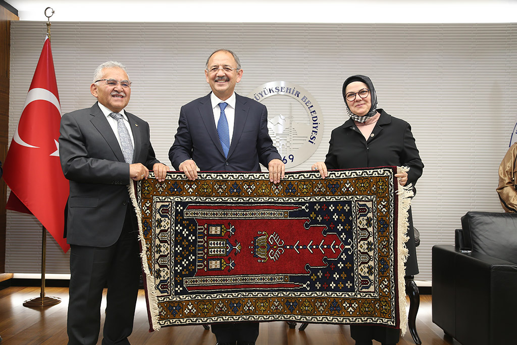 09.06.2023 - Çevre Şehircilik ve İklim Değişikliği Bakanı Mehmet Özhaseki Başkan Büyükkılıçı Ziyaret