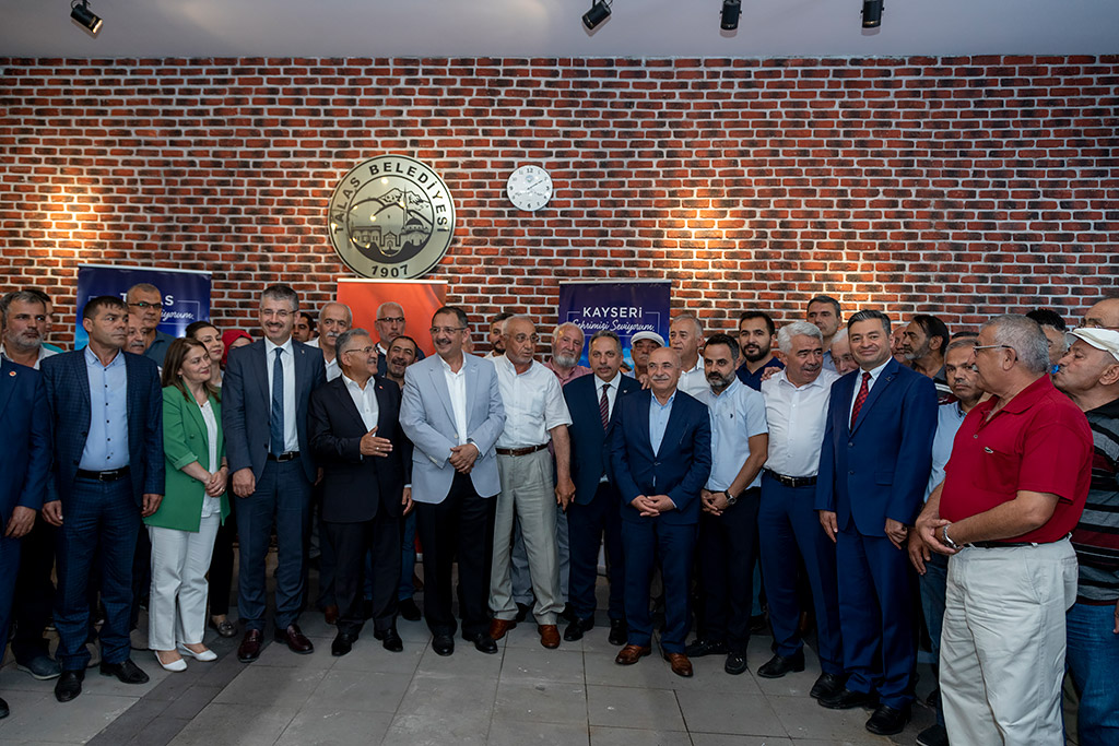 09.08.2019 - Başkan Memduh Büyükkılıç  Dedeoğlu Camii  Cuma Namazı ve Talas Osmanlı Evi Programı