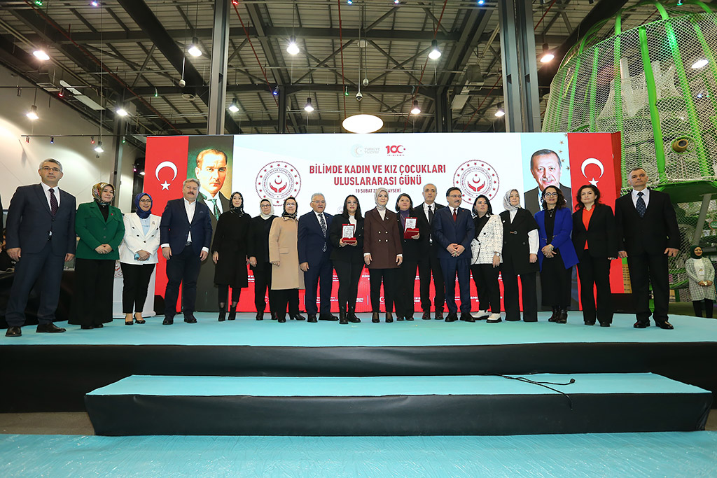 10.02.2024 - Aile ve Sosyal Politikalar Bakanı Mahinur Aktaş'ın Bilim Merkezinde  Bilimde Kadın ve Kız Çocukları  Uluslar Arası Günü Programı