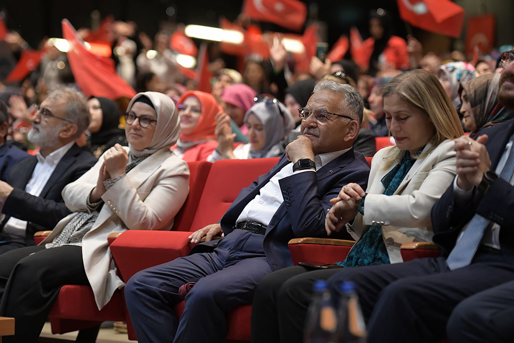 10.05.2023 - Bakan Akar Kaymek Anneler Günü Programına Katıldı