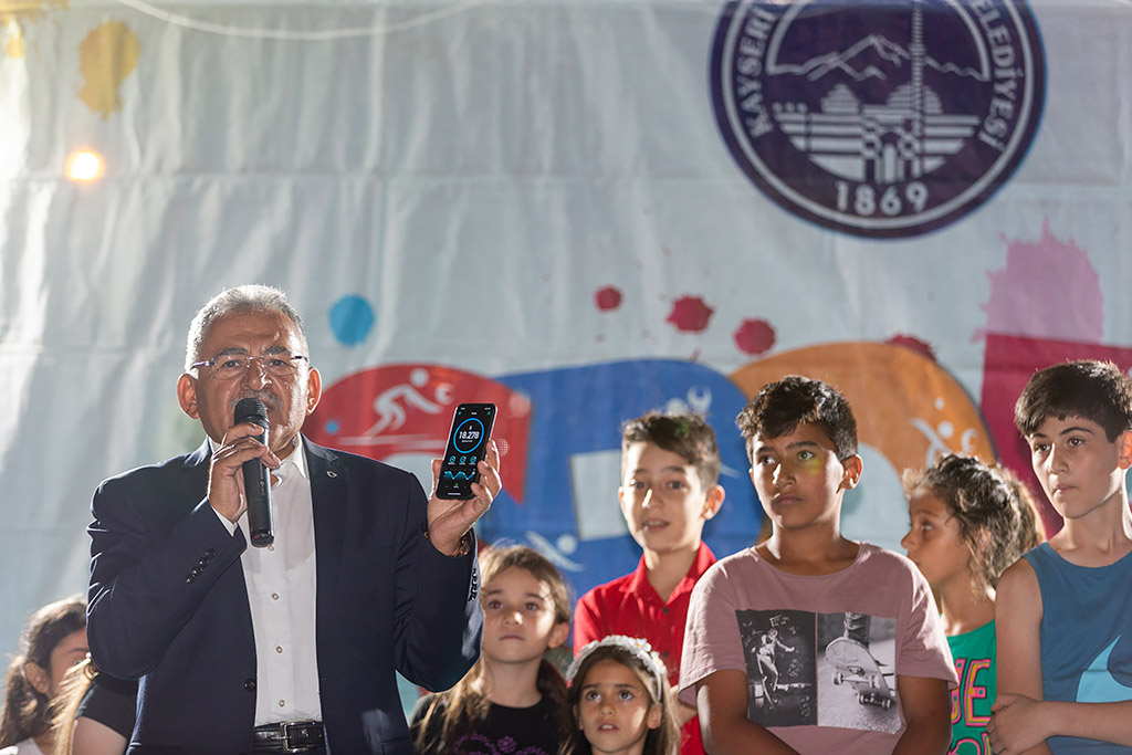 10.07.2019 - Başkan Memduh Büyükkılıç, Spor A.Ş. Bizim Mahallede Programının Talas Etkinliğine Katıldı