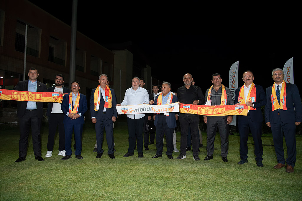 10.08.2023 - Hulusi Akar ve Başkan Büyükkılıç Kayserispor'u Ziyaret Etti