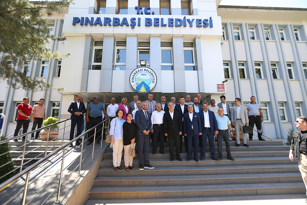 11.08.2023 - Başkan Büyükkılıç Hulusi Akar Pınarbaşı Belediyesi Ziyaret