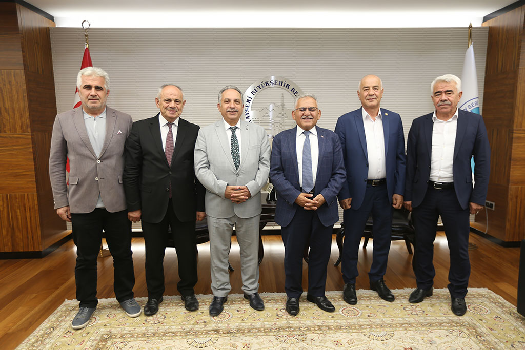 11.09.2023 - Talas ve Yahyalı Belediye Başkanları ve Bazı Meclis Üyeleri Başkan Büyükkılıçı Ziyaret