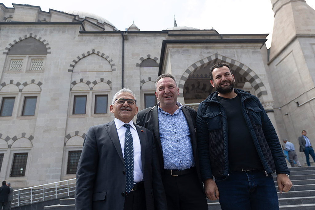 12.03.2019 - Başkan Büyükkılıç, Cuma Namazını Organize Sanayi Camiinde Kıldı