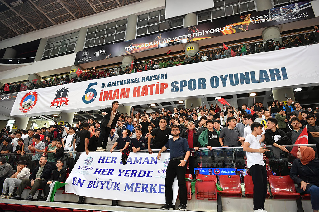 12.05.2025 5. geleneksel imam hatip spor oyunları kapanış programı