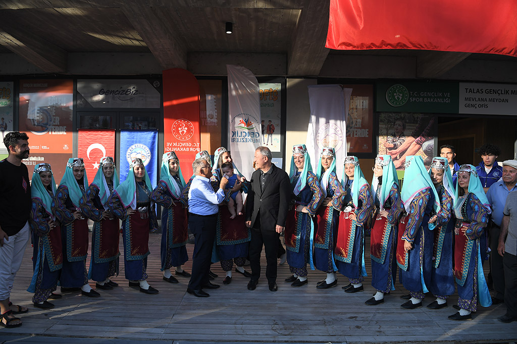 12.08.2023 - Talas Belediyesi Mevlana Mah. Meydan Düzenleme Açılışı