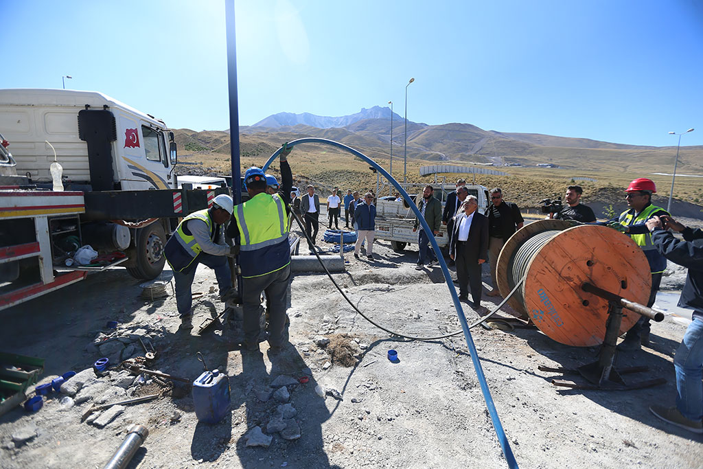 12.09.2023 - Başkan Büyükkılıç Erciyes Termal Su Arama Çalışmaları İnceleme