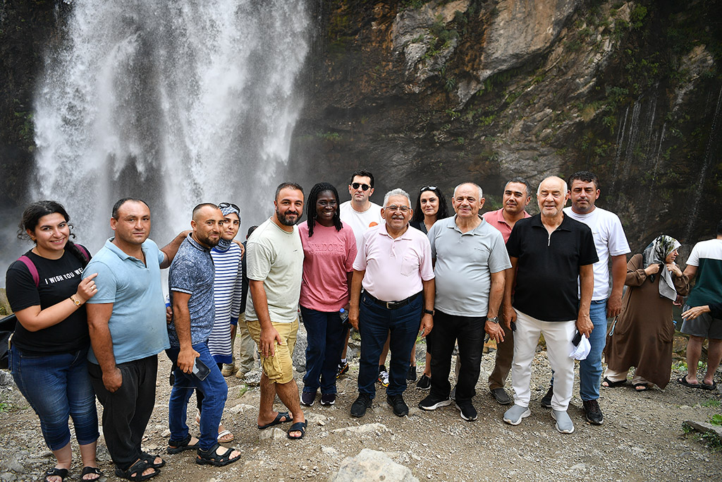 13.07.2025 başkan büyükkılıç yahyalı ve kapuzbaşı ziyaret