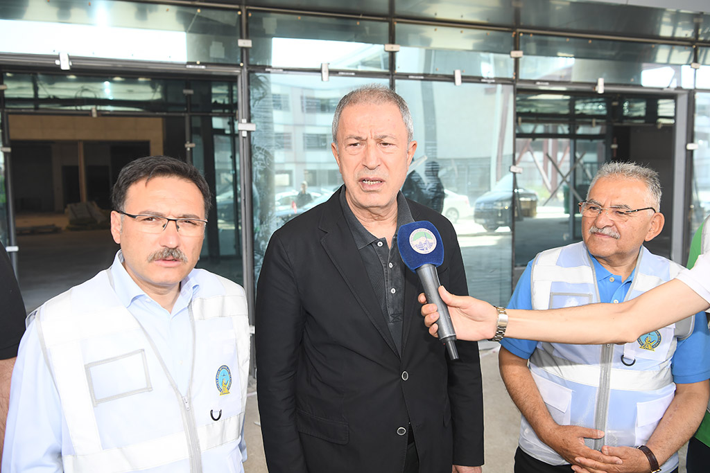 13.08.2023 - Hulusi Akar Ve Başkan Büyükkılıç  Yapımı Devam Eden Havalimanı İnşaatını  İnceleme