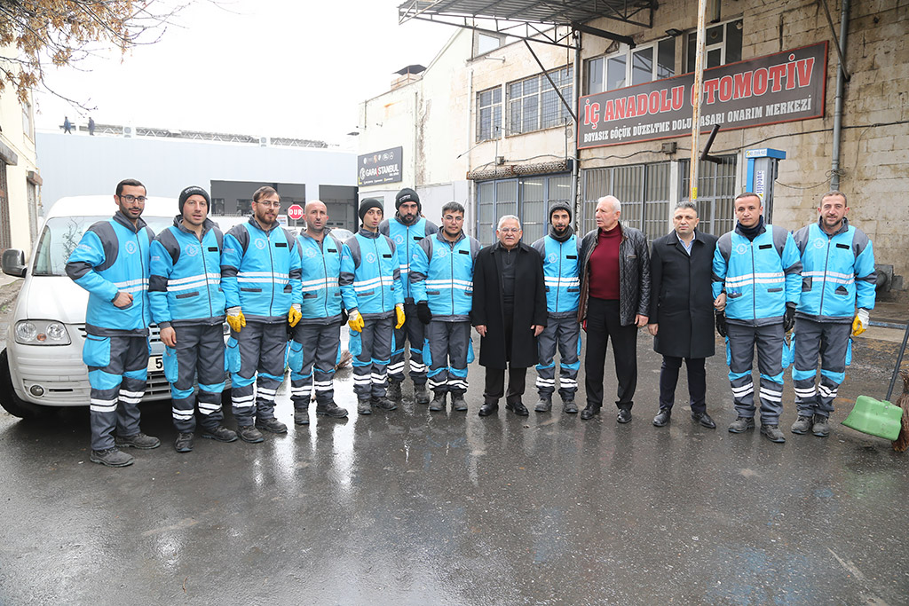 17.01.2024 - Başkan Büyükkılıç Yeni Sanayi Esnafını Ziyaret