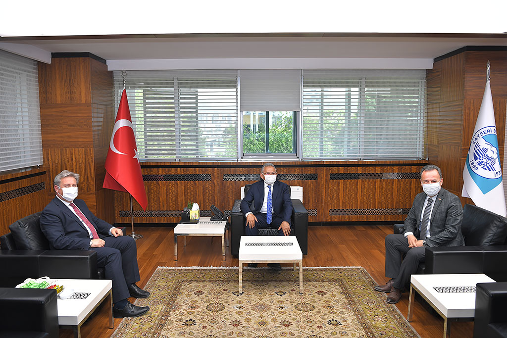 18.06.2021 - Başkan Memduh  Büyükklıç, Melikgazi Kaymakamı Bület Karacan ve Melikgazi Belediye Başkanı Mustafa Palancıoğlu'nu Kabul Etti