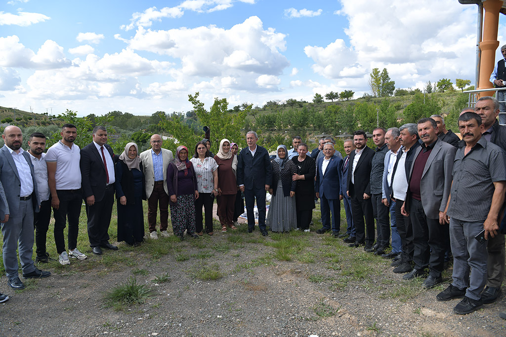 18.06.2023 - Bakan Akar ve Başkan Büyükkılıç Akkışla Ziyareti