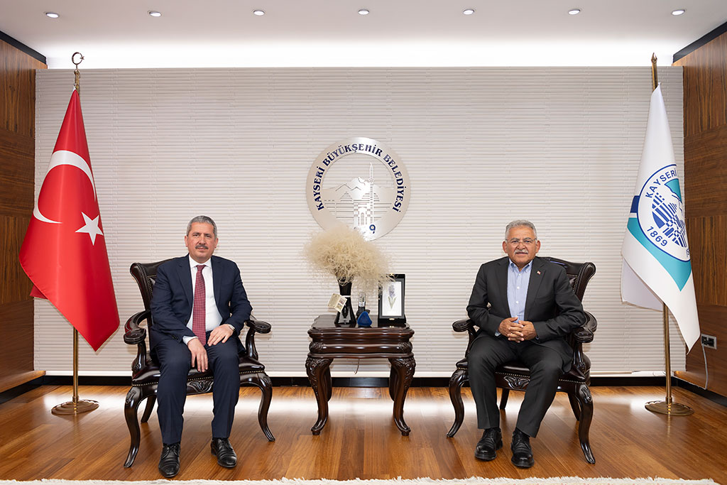 18.09.2023 - Ticaret Bakan Yardımcısı Mahmut Gürcan Başkan Büyükkılıç'ı Ziyaret Etti