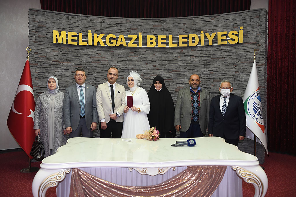 19.02.2022 - Büyükşehir Belediyesi Özel Kalem Müdürü Mehmet Çavuş'un Kızının Nikahı