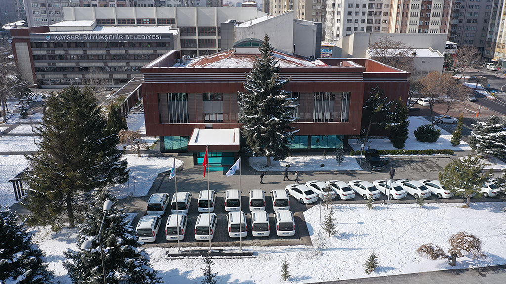 20.02.2021 - Büyükşehir Belediyesinden İl Sağlık Müdürlüğü Filyasyon Ekiplerine 24 Tane Araç Desteği Yapıldı