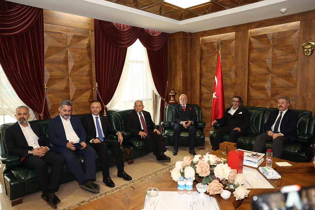 20.03.2024 - Ak Parti Genel Başkan Vekili Mustafa Elitaş- Başkan Memduh Büyükkılıç Gürkan Mobilya Fabrika Ziyareti