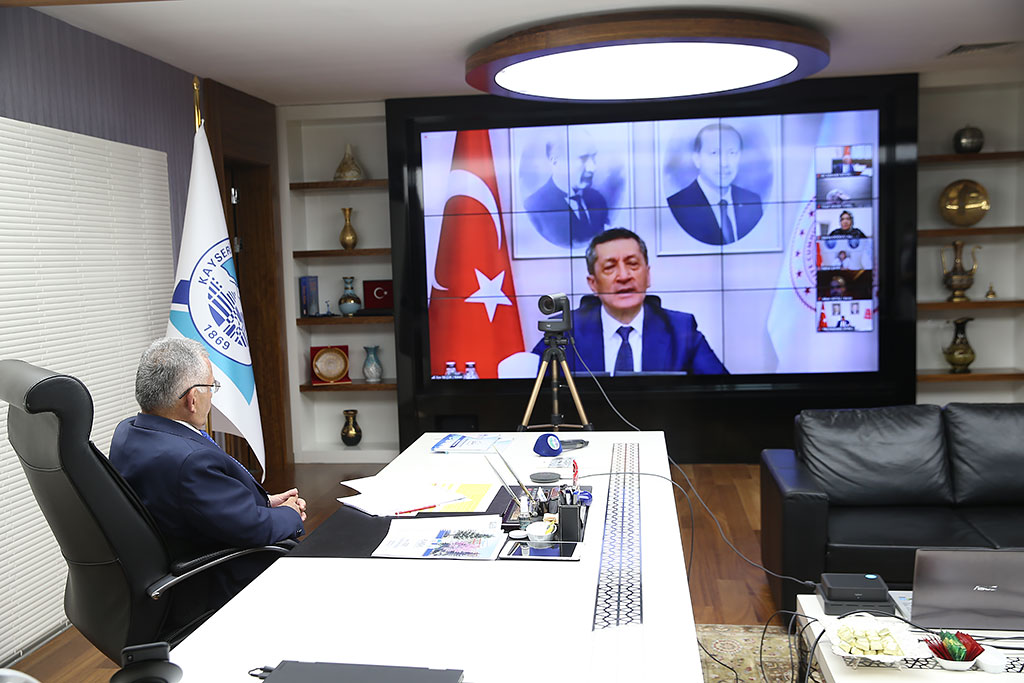 22.05.2021 - Başkan Memduh Büyükkılıç ve Milli Eğitim Bakanı Ziya Selçuk Video Konferans