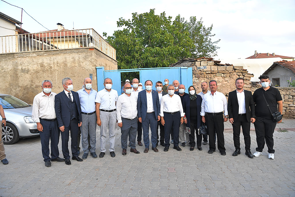 22.07.2021 - Başkan  Memduh Büyükkılıç Ak Parti Felahiye İlçe Teşkilatı İle Bayramlaştı