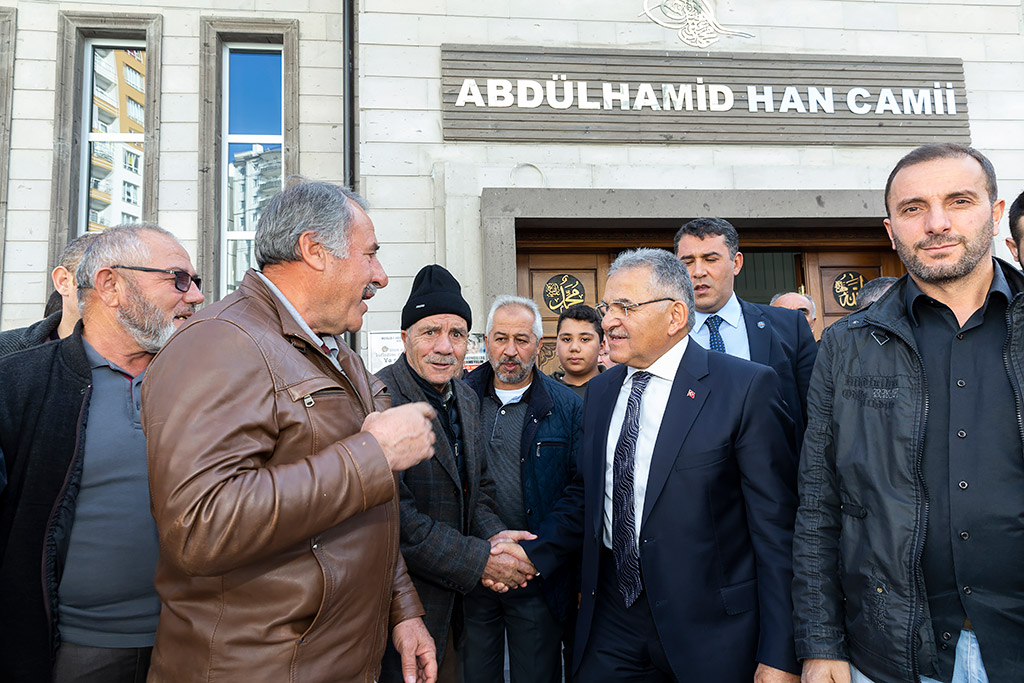 22.11.2019 - Başkan Memduh Büyükkılıç Cuma Namazını Abdülhamithan Camiinde Kıldı