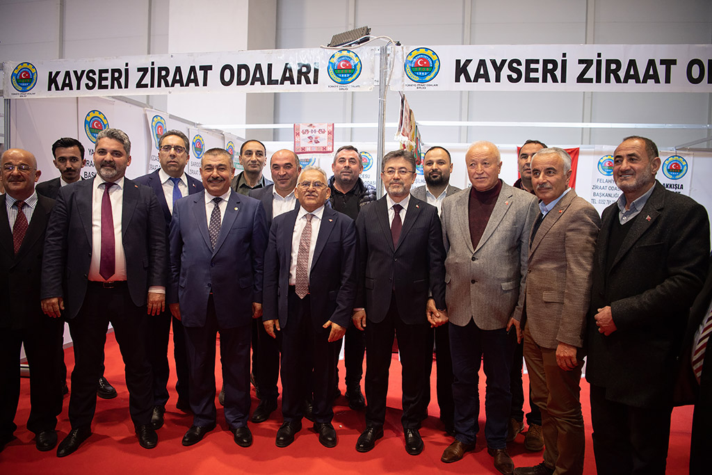 23.02.2024 - Tarım ve Orman Bakanı İbrahim Yumaklı 19. Kayseri Tarım Fuarını Gezdi