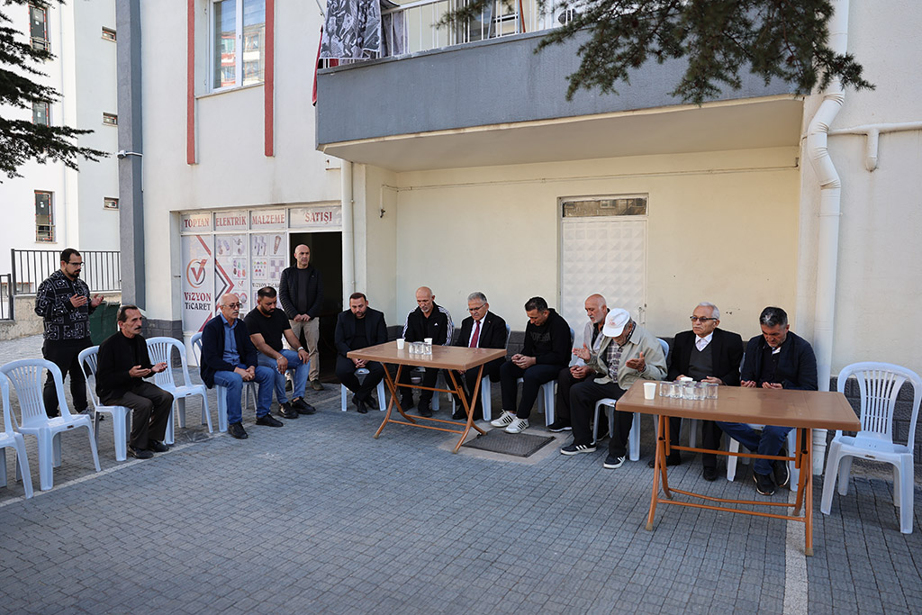 24.10.2023 - Vefat Eden Spor A.Ş. Sporcusu Buket Kaya’nın Ailesine Taziye Ziyareti