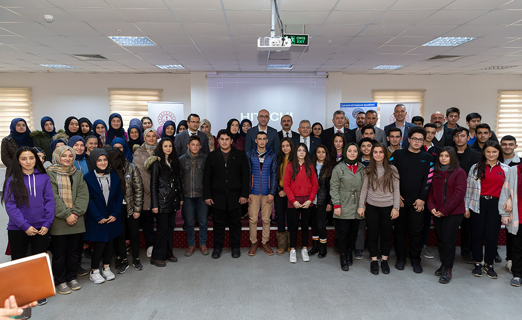 24.12.2019 - Başkan Memduh Büyükkılıç Bünyan Kaymek Kariyer Günleri Programına Katıldı