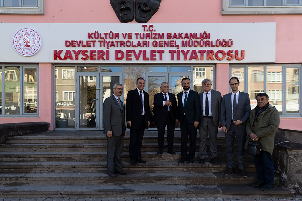 25.02.2020 - Başkan Memduh Büyükkılıç Devlet Tiyatrosuna Dönüştürülecek Olan Şehir Tiyatrosundaki Çalışmaları İnceledi