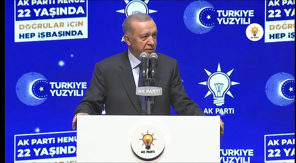 25.08.2023 - Başkan Büyükkılıç Ak Parti'nin 22. Yıl Dönümü Programına Katıldı