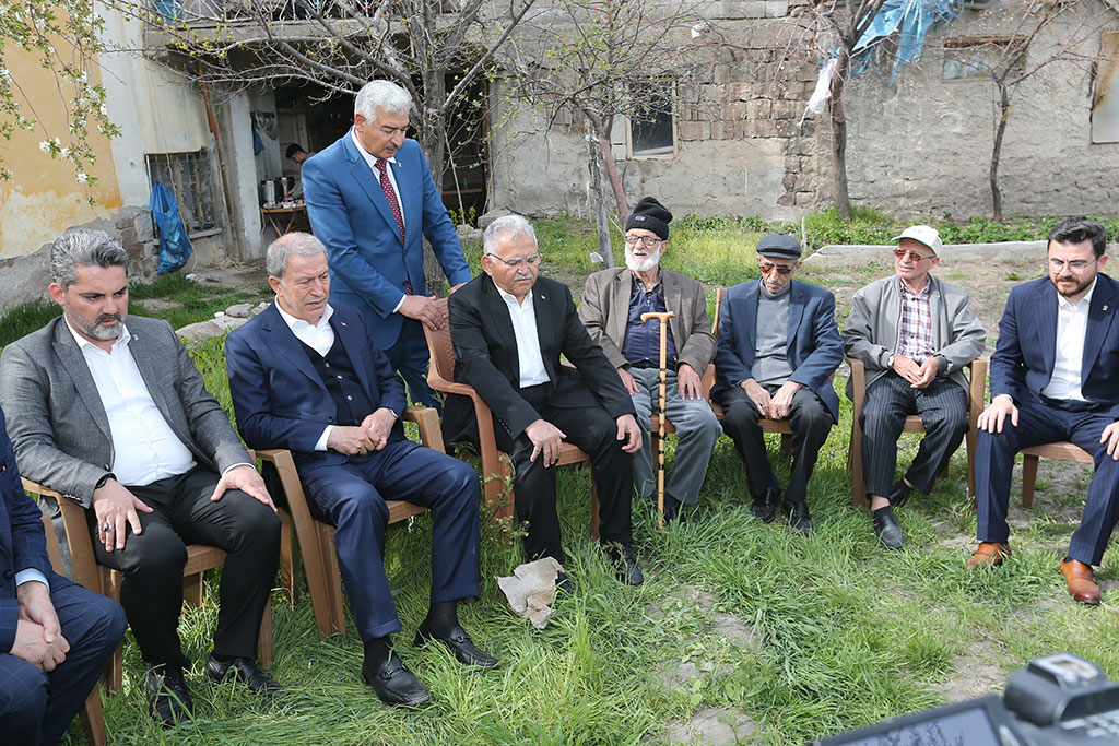 26.04.2023 - Bakan Akar Başkan Büyükkılıç Tomarza Enver Özdemir Taziye