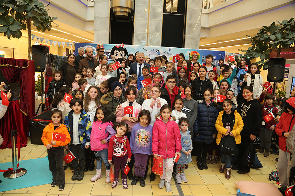 27.01.2024 - Başkan Büyükkılıç Kayseri Park Kaymek Tatil Şenliği Etkinliğine Katıldı