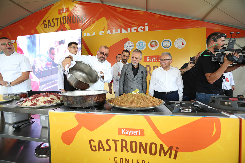 27.10.2023 - Recep Tayyip Erdoğan Millet Bahçesi Gastronomi Günleri Açılış Töreni ve Standların Gezilmesi -2-