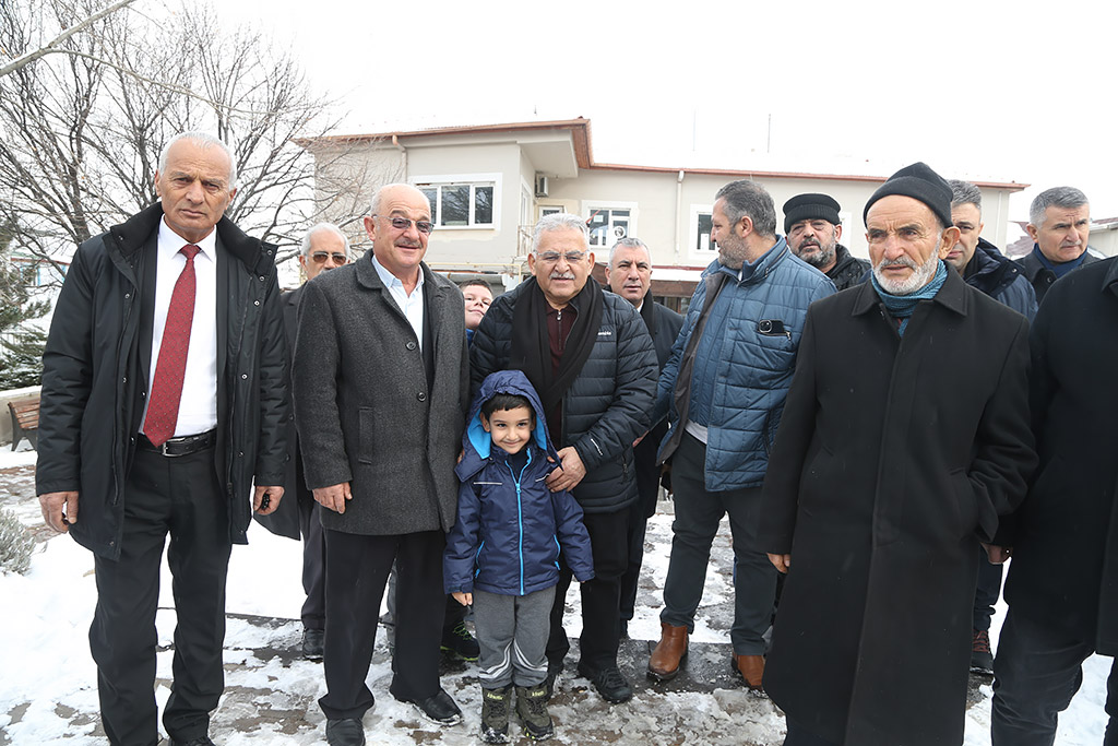 28.01.2024 - Başkan Büyükkılıç Kıranardıda Esnaf Ziyaret Vatandaş Sohbet