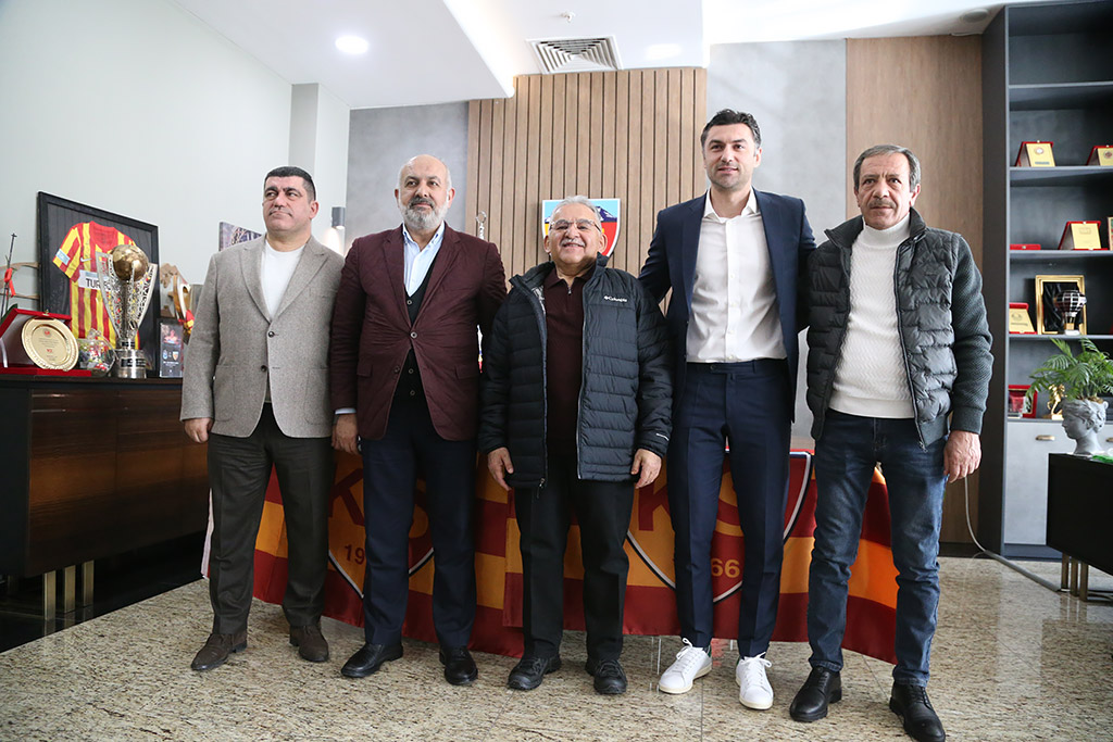 28.01.2024 - Kayserispor Yeni Teknik Direktörü Burak Yılmaz İmza Töreni