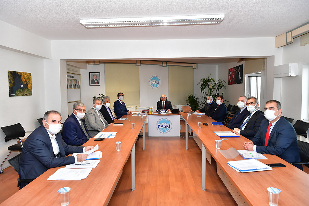 28.10.2020 - Başkan Memduh Büyükkılıç Kaski Çalışanlarını Ziyaret Etti Ardından Yönetim Kurulu Toplantısına Katıldı