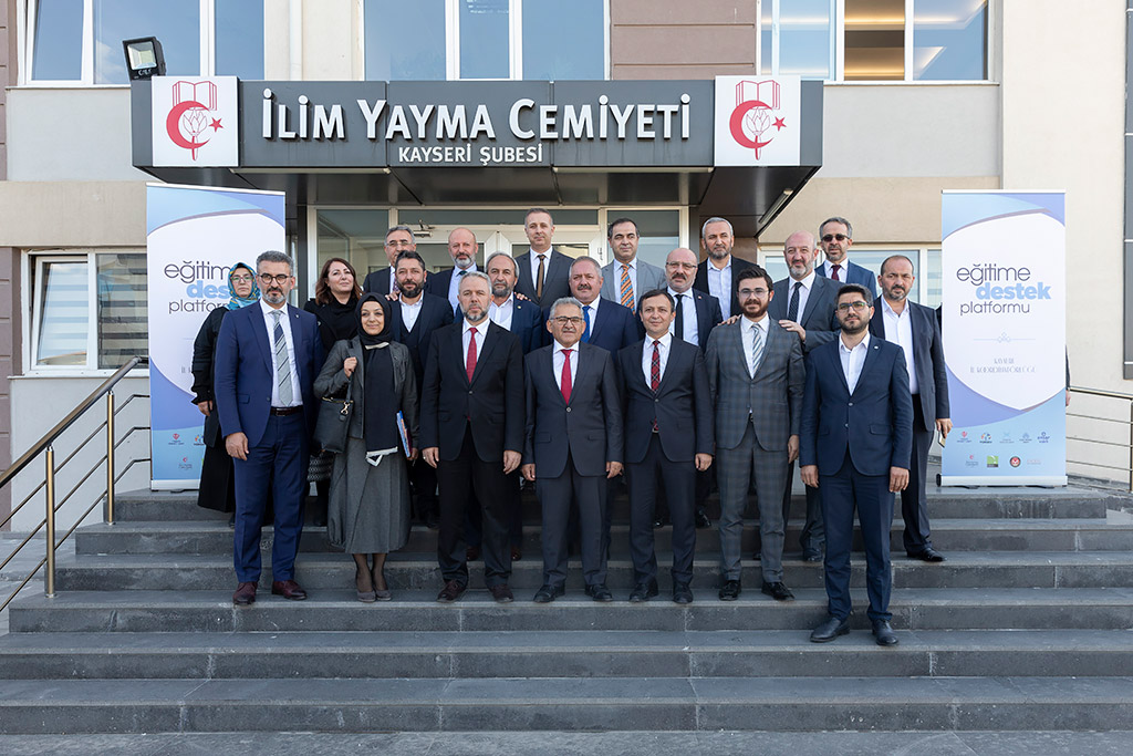 29.04.2019 - Bila Erdoğan İlim Yayma Cemiyetini Ziyaret Etti