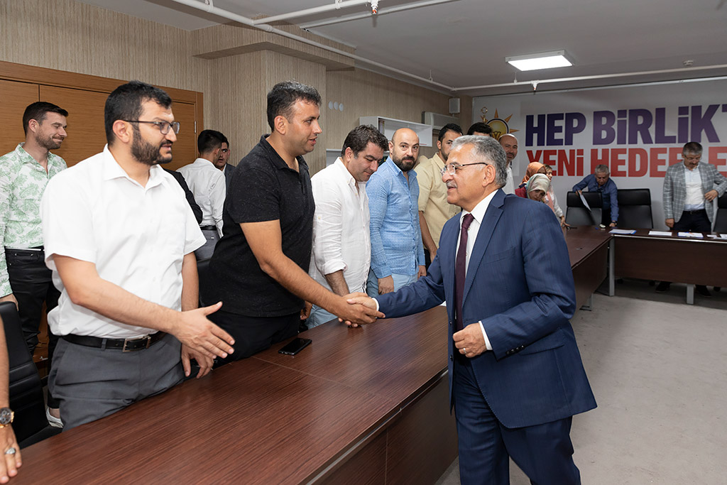 29.07.2019 - Başkan Memduh Büyükkılıç, Ak Parti İl Başkanlığı Haftalık Olağan Yönetim Kurulu Toplantısına Katıldı