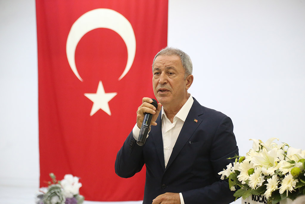 29.08.2023 - Başkan Büyükkılıç Hulusi Akar Şehit Şehit Aileleri ve Gaziler İle Yemek