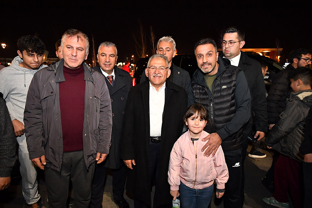 30.03.2024 - Ramazan Ayı 20. Gün Başkan Büyükkılıç RTE Millet Bahçesi Ramazan Çadırı Ziyaret