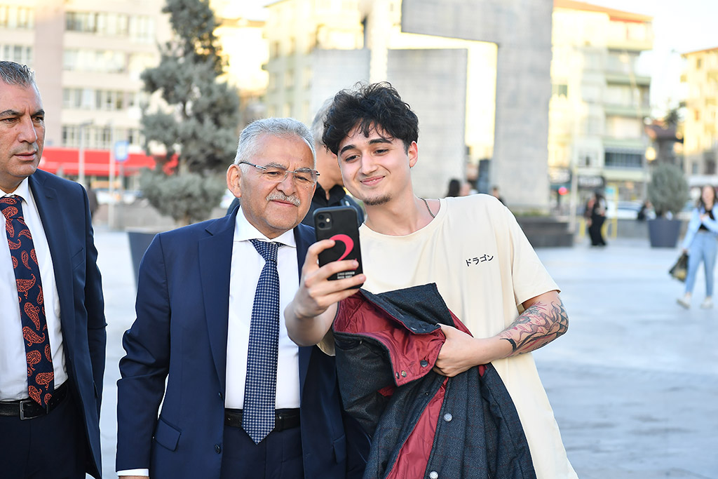 30.03.2024 Başkan Büyükkılıç Sivas Caddesi Gezi