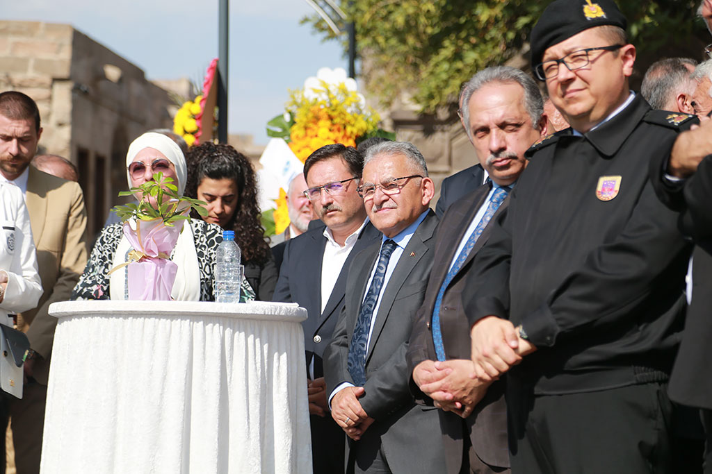 30.09.2023 - Gazeteci Oktay Ensari Neler Çektim Neler Fotoğraf Sergisi Açılış Töreni